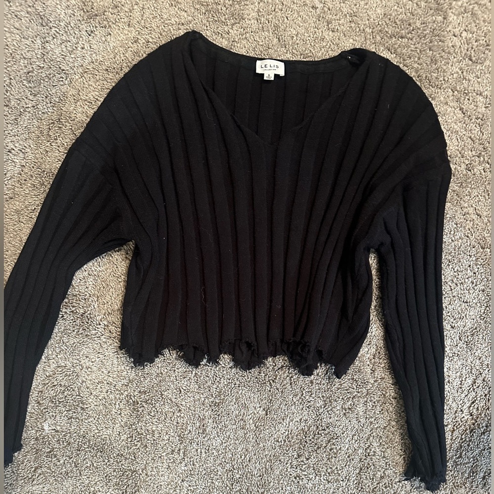 Le Lis Black Ribbed Crop Top Sweater